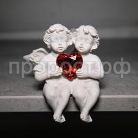два ангела с сердцем
